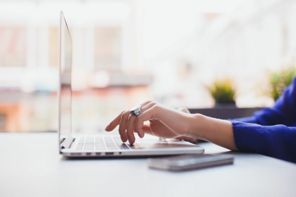 How Do Authors Get Paid On KDP (Guide)