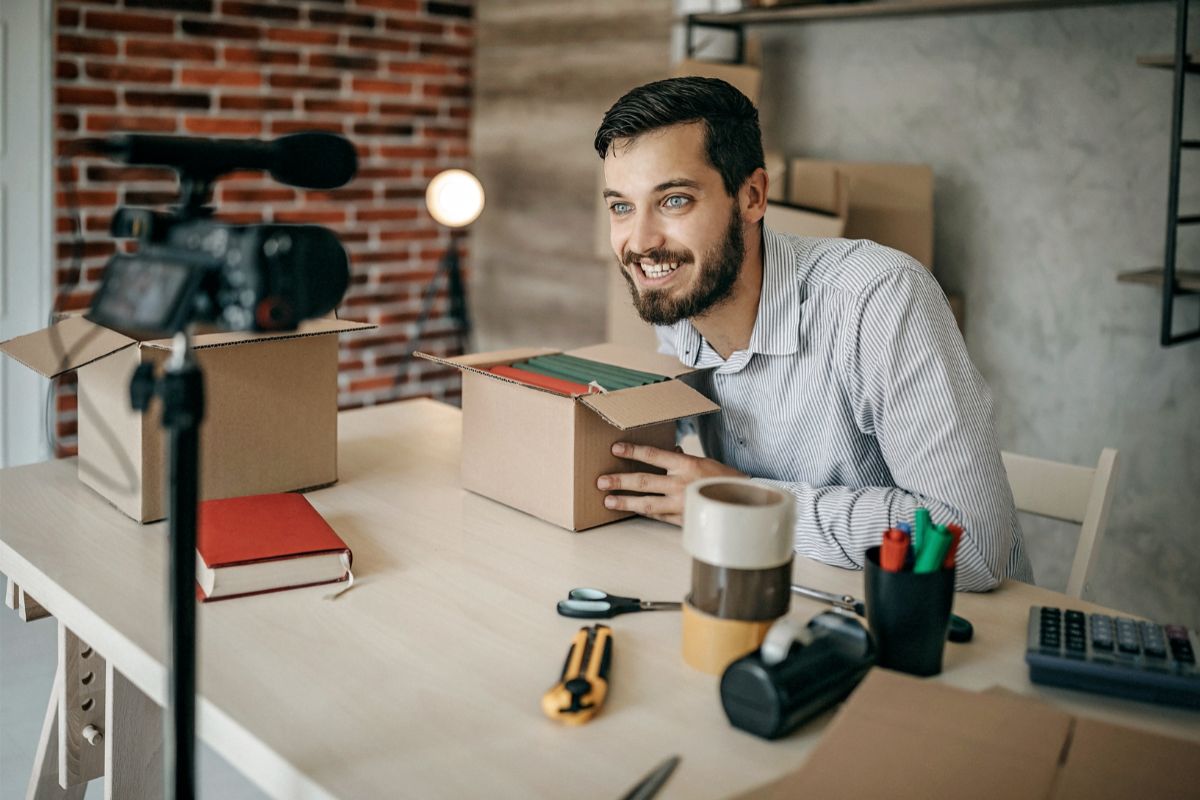 How Many Copies Does The Average Author Sell On Amazon?
